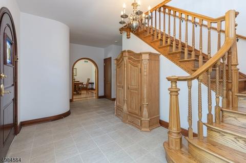 394 Terhune Dr, Wayne, NJ 07470 photo 7