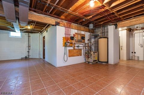 394 Terhune Dr, Wayne, NJ 07470 photo 15