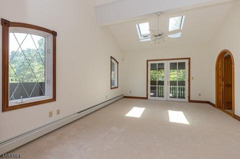 394 Terhune Dr, Wayne, NJ 07470 photo 16