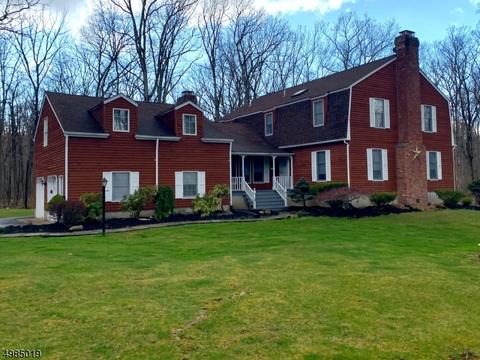 70 E Springtown Rd, Long Valley, NJ 07853 photo 1