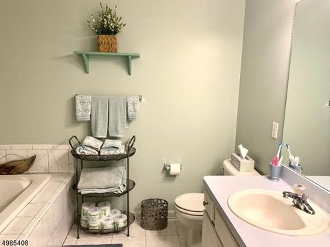 92 Pinehurst Dr, Washington, NJ 07882 photo 18