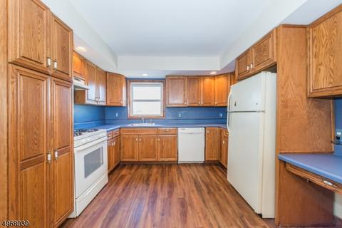 17 Joseph Pl, Wayne, NJ 07470 photo 2
