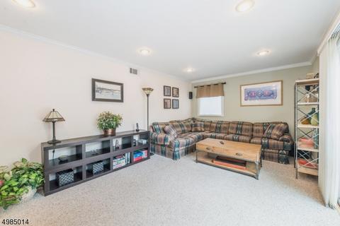 47 Gathering Rd, Montville Twp., NJ 07058 photo 9