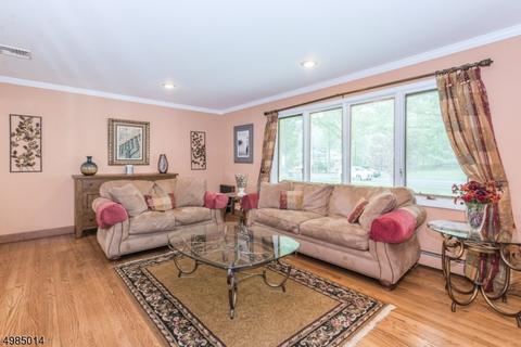 47 Gathering Rd, Montville Twp., NJ 07058 photo 3