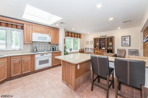 47 Gathering Rd, Montville Twp., NJ 07058 photo 7