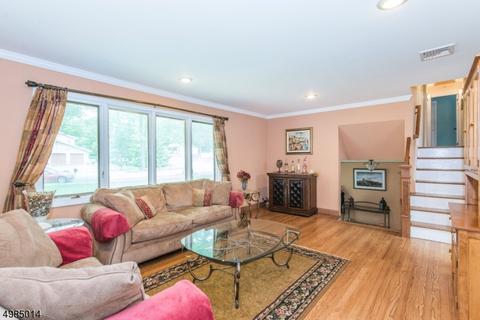 47 Gathering Rd, Montville Twp., NJ 07058 photo 4