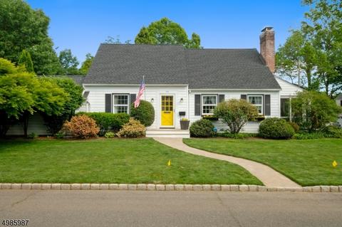 77 Springbrook Rd, Springfield, NJ 07081 photo 1