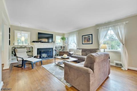 77 Springbrook Rd, Springfield, NJ 07081 photo 5