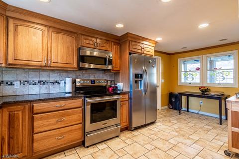 45 Combs Ave, Mendham, NJ 07945 photo 1