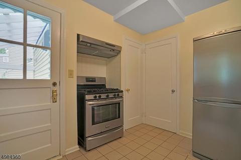 15 Lowell Ave, Summit, NJ 07901 photo 6