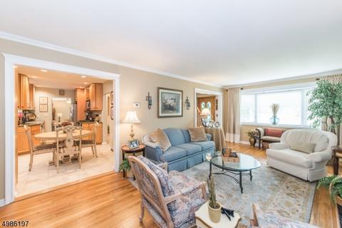 67 Valley View Ter, Wayne, NJ 07470 photo 3