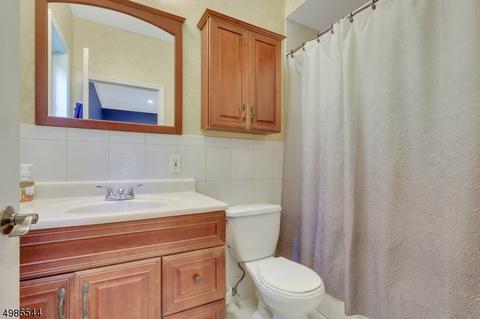 115 Margaret St, Wayne, NJ 07470 photo 8