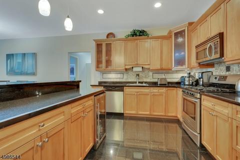 115 Margaret St, Wayne, NJ 07470 photo 6