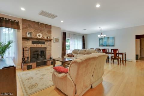 115 Margaret St, Wayne, NJ 07470 photo 5