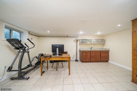 970 Garrison Ave, Teaneck, NJ 07666 photo 21