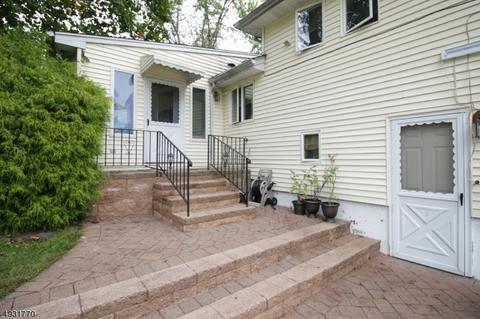 53 Birchwood Ter, Wayne, NJ 07470 photo 3
