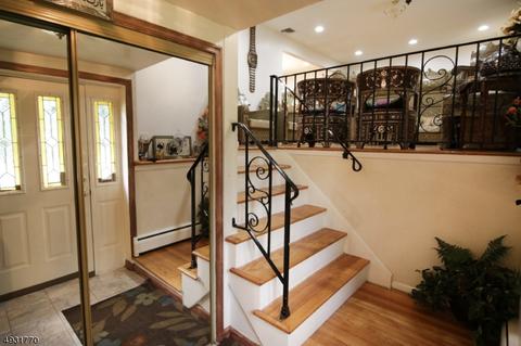 53 Birchwood Ter, Wayne, NJ 07470 photo 6