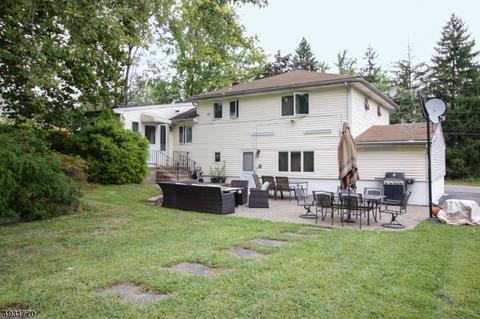 53 Birchwood Ter, Wayne, NJ 07470 photo 4