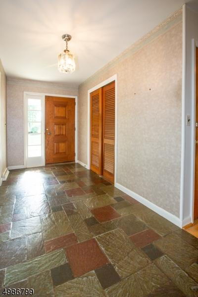 19 Hershey Rd, Wayne, NJ 07470 photo 2