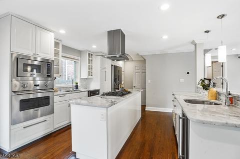 1 Parkview Dr, Millburn, NJ 07041 photo 4