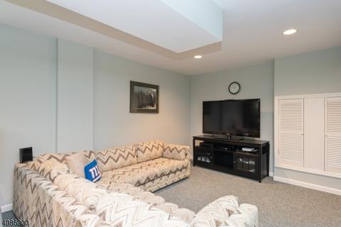 49 Mohawk Trl, Somerville, NJ 08876 photo 21