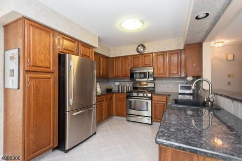 49 Mohawk Trl, Somerville, NJ 08876 photo 6