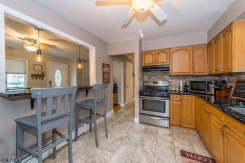 59 Burnside Pl, Wanaque Boro, NJ 07420 photo 5