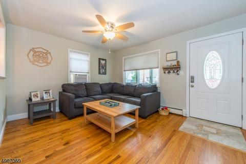 59 Burnside Pl, Wanaque Boro, NJ 07420 photo 7