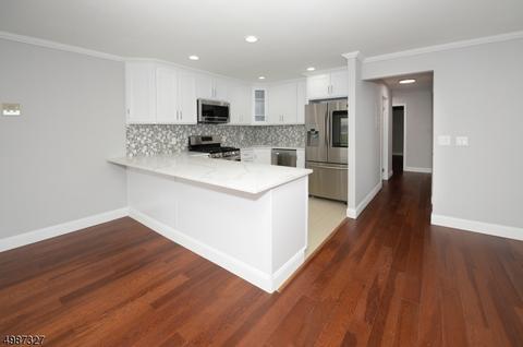1150 River Rd 2-d #2D, Edgewater Boro, NJ 07020 photo 11