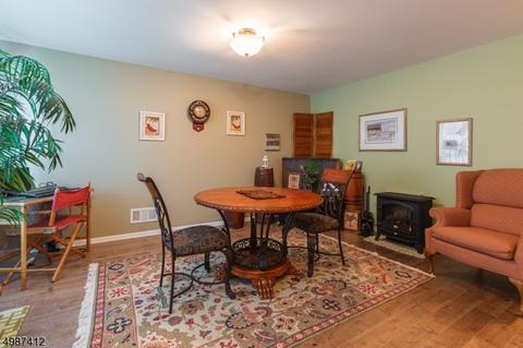 32 Bowfell Ct, Wayne, NJ 07470 photo 4