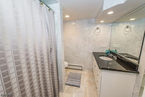 78 Kiwanis Dr, Wayne, NJ 07470 photo 22