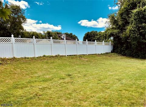 12 Douglas Way, Wayne, NJ 07470 photo 4