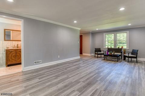 20 Glen Rd, Bound Brook, NJ 08805 photo 9