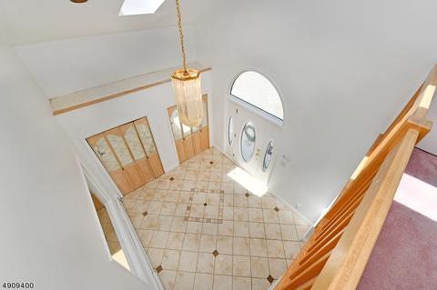 18 Cherry Ln, Upper Saddle River, NJ 07458 photo 4
