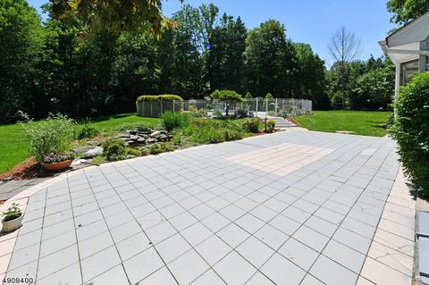 18 Cherry Ln, Upper Saddle River, NJ 07458 photo 16