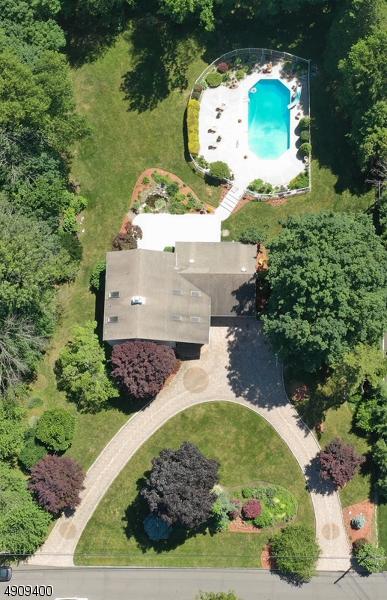 18 Cherry Ln, Upper Saddle River, NJ 07458 photo 1