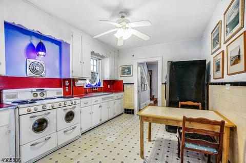 25 Whittingham Ter, Millburn, NJ 07041 photo 9