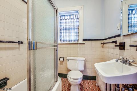 25 Whittingham Ter, Millburn, NJ 07041 photo 15