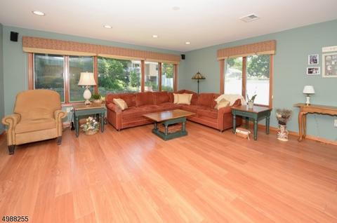 175 Beechwood Dr, Wayne, NJ 07470 photo 15