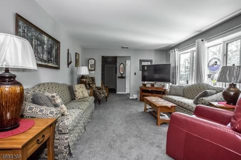 4 Squire Ln, Wayne, NJ 07470 photo 7
