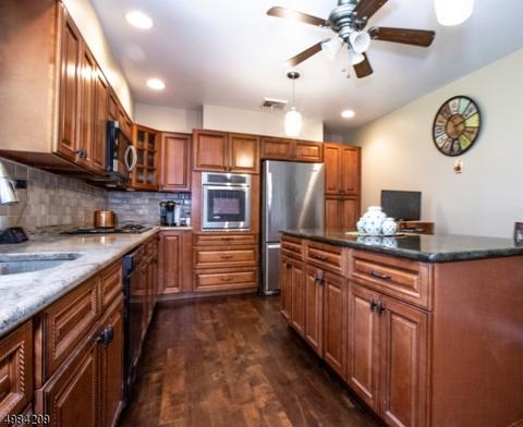 4 Squire Ln, Wayne, NJ 07470 photo 5