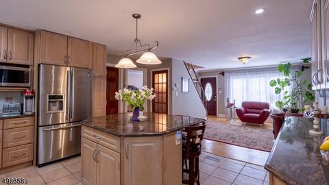 156 S Maple Ave, Springfield, NJ 07081 photo 8
