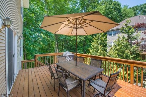24 Cambridge Pl, Wayne, NJ 07470 photo 22
