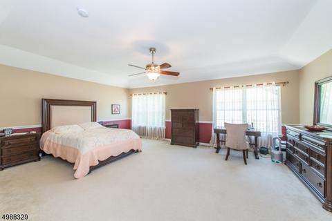 24 Cambridge Pl, Wayne, NJ 07470 photo 13