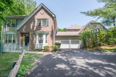 24 Cambridge Pl, Wayne, NJ 07470 photo 23