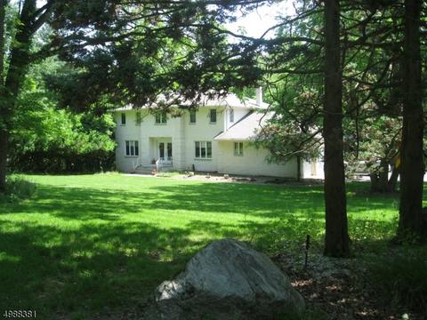5 Tulip Ter, Wayne, NJ 07470 photo 1