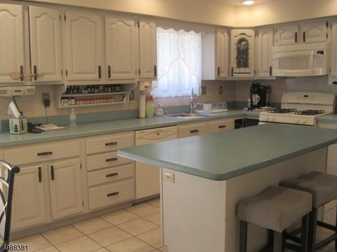5 Tulip Ter, Wayne, NJ 07470 photo 12