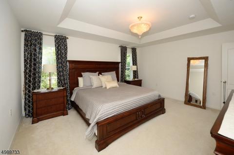 36 Pineview Dr, Waldwick, NJ 07463 photo 7