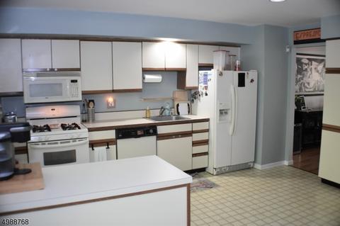 140 Garside Ave, Wayne, NJ 07470 photo 10