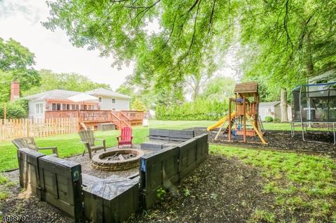28 Manor Dr, Wayne, NJ 07470 photo 5